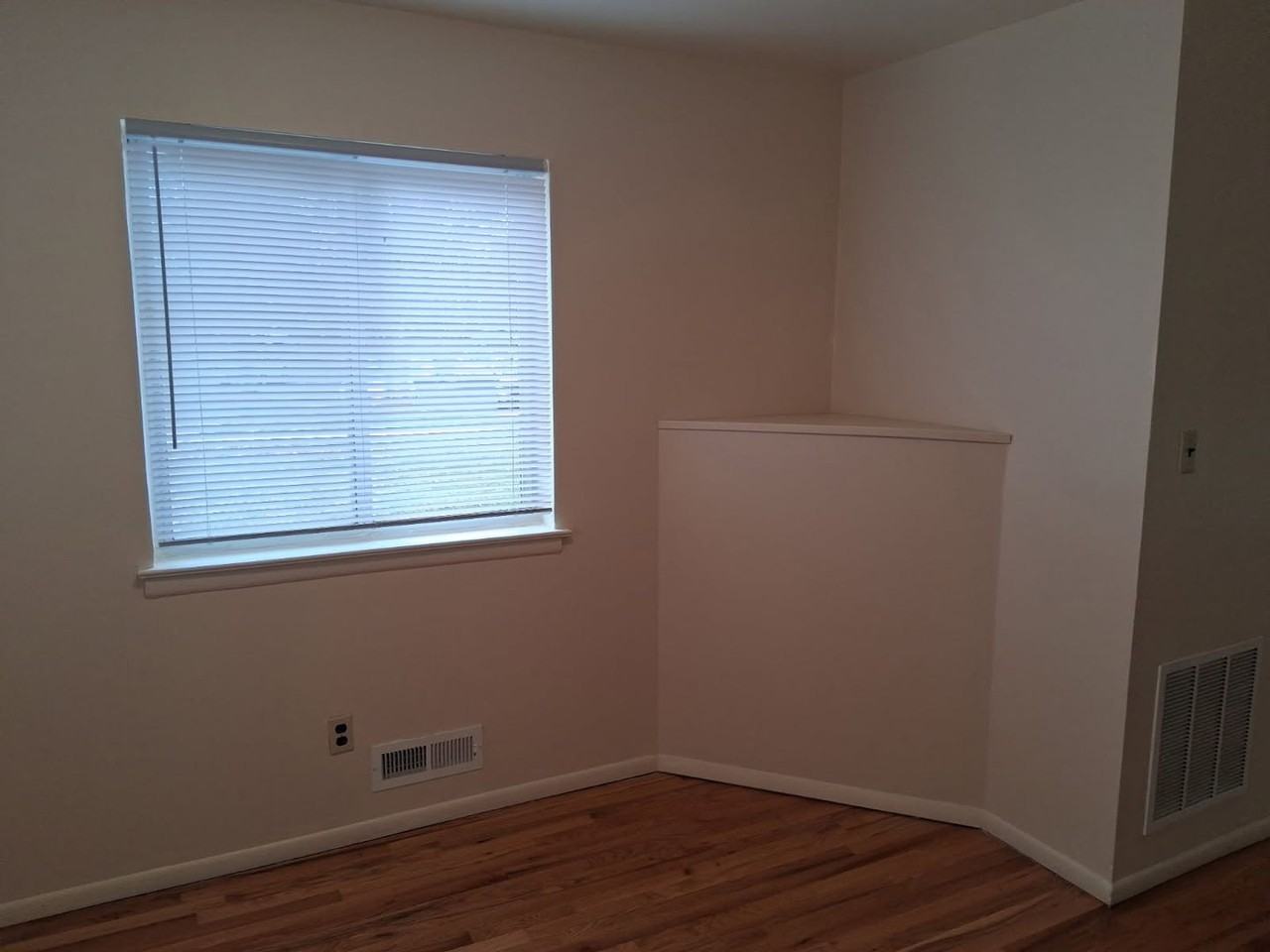 Grandview Gardens Apartments - Photo 7 of 24