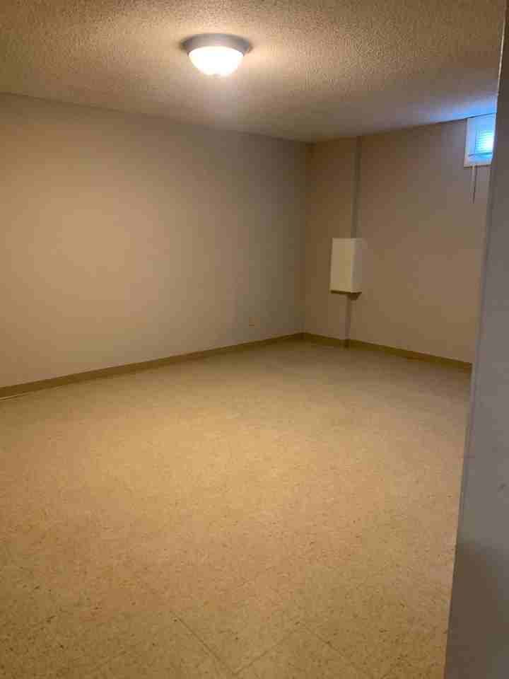 Eisenhower Apartments - Photo 2 of 12