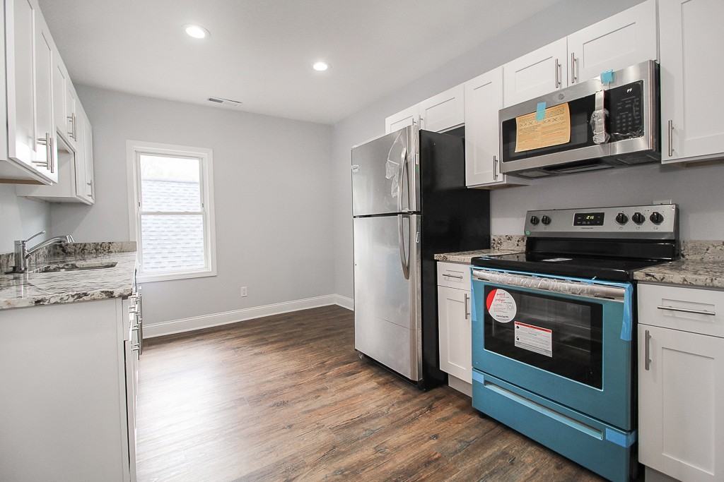 1621 Mentor Ave #4 - Photo 2 of 13