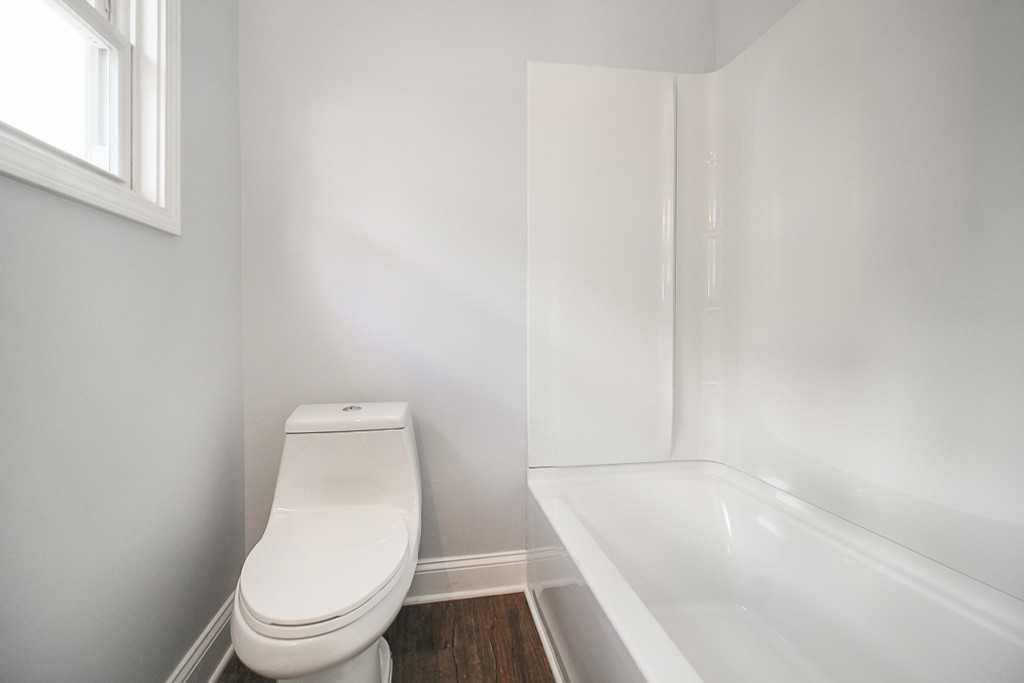 1621 Mentor Ave #4 - Photo 4 of 13