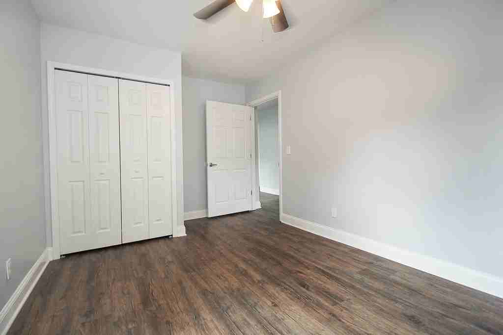 1621 Mentor Ave #4 - Photo 5 of 13