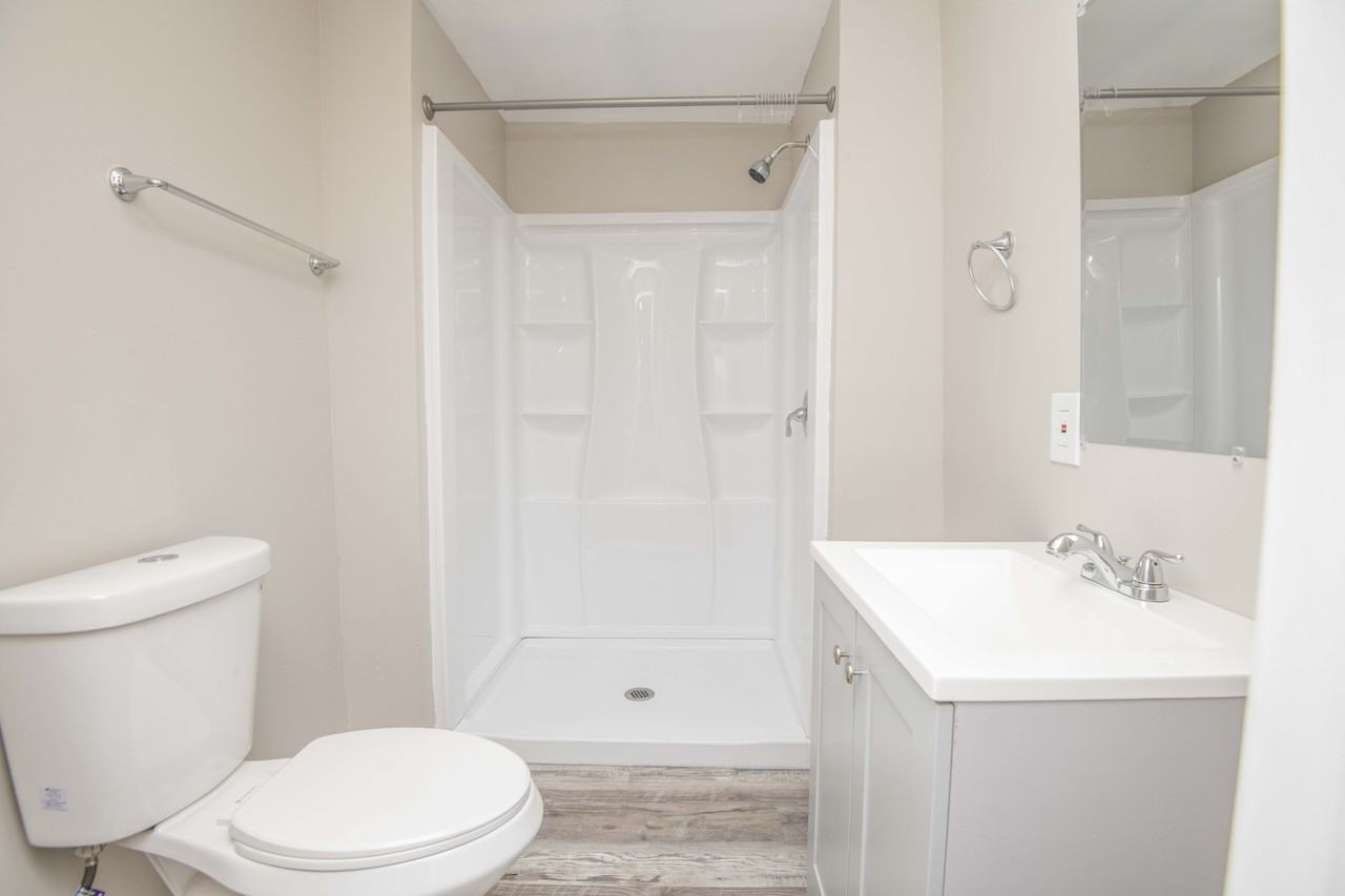 912 Hotel Ave #1 - Photo 3 of 17