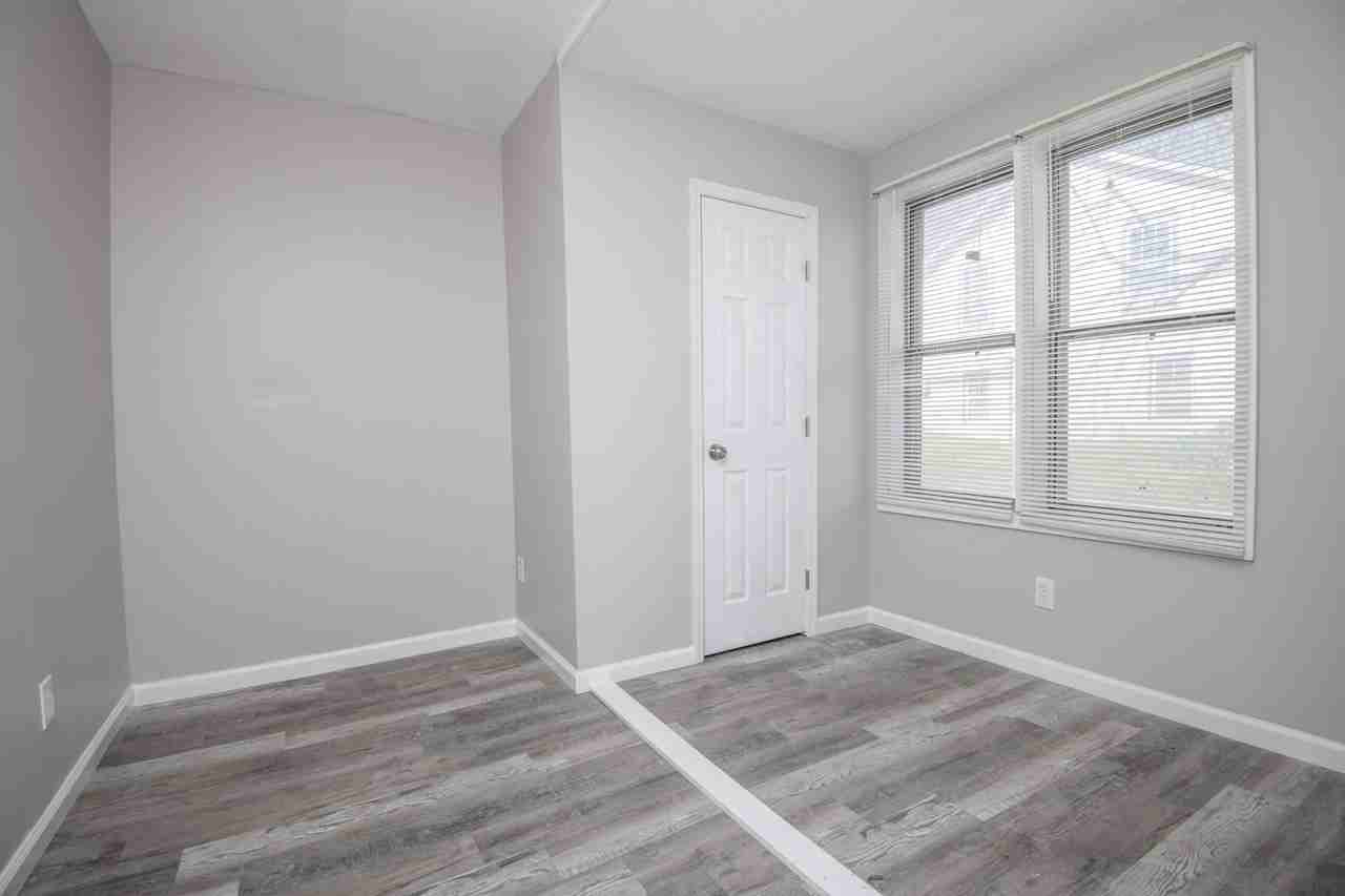 912 Hotel Ave #2 - Photo 4 of 24