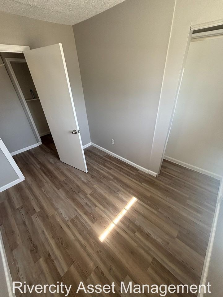 380 Elder Rd #1 - Photo 4 of 8