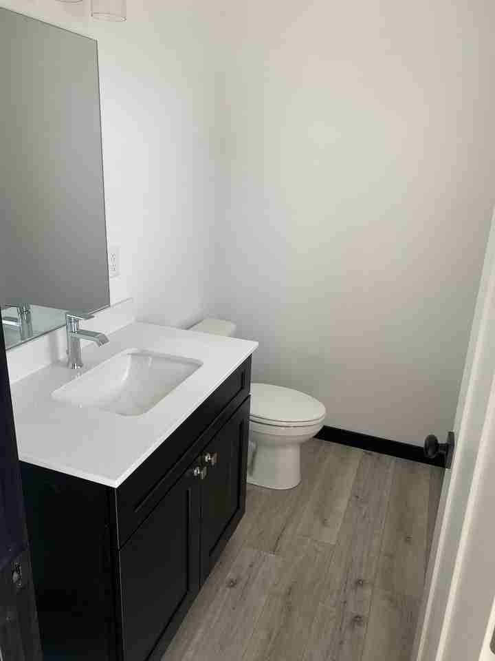 2979 Fen Way #B - Photo 5 of 17