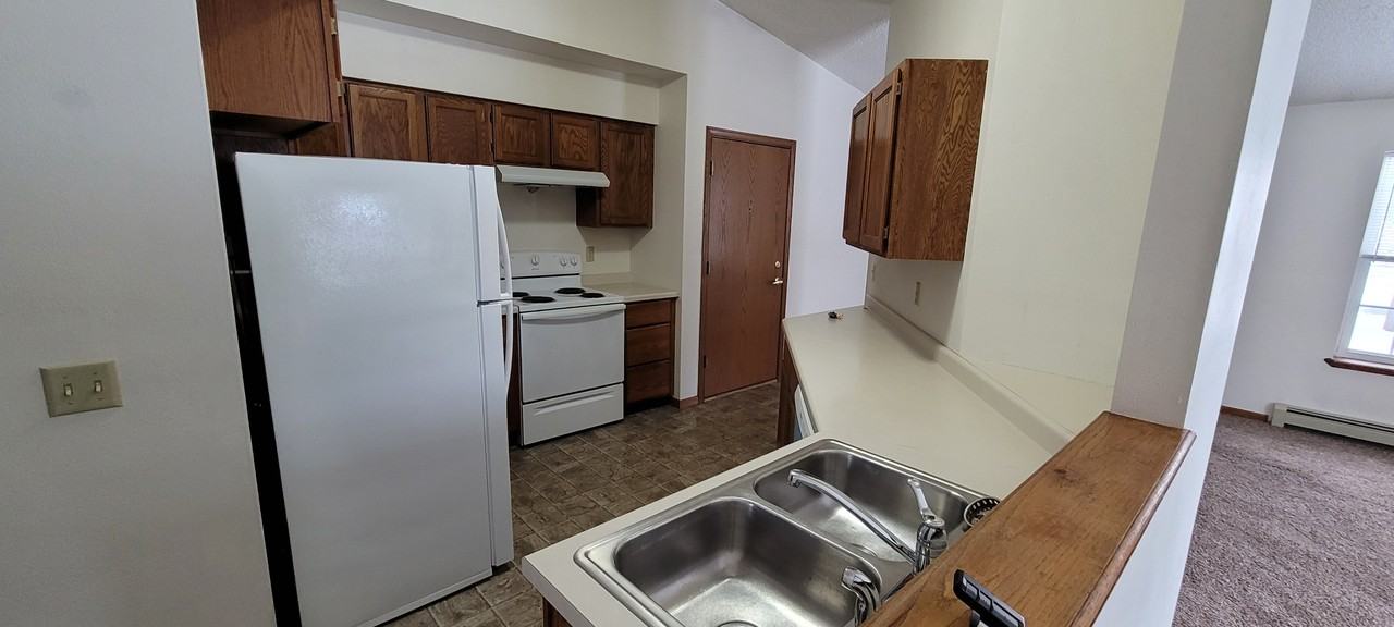 2700 Sunset Blvd #3 - Photo 4 of 11