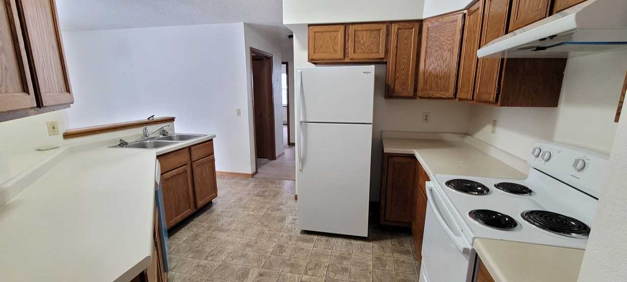 2700 Sunset Blvd #3 - Photo 5 of 11