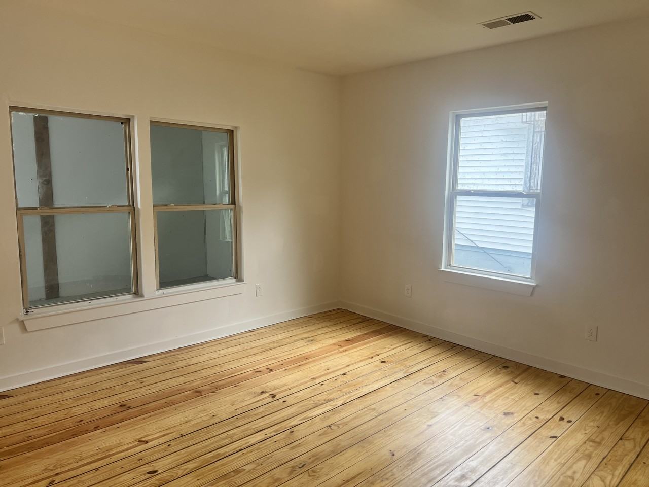 309 Iota Ave S #1 - Photo 3 of 11