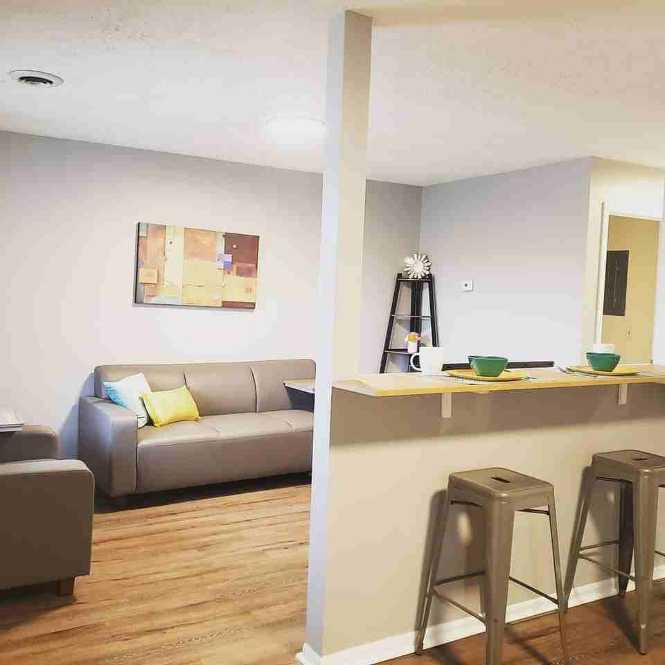 1095 Spruce St. - Photo 3 of 45