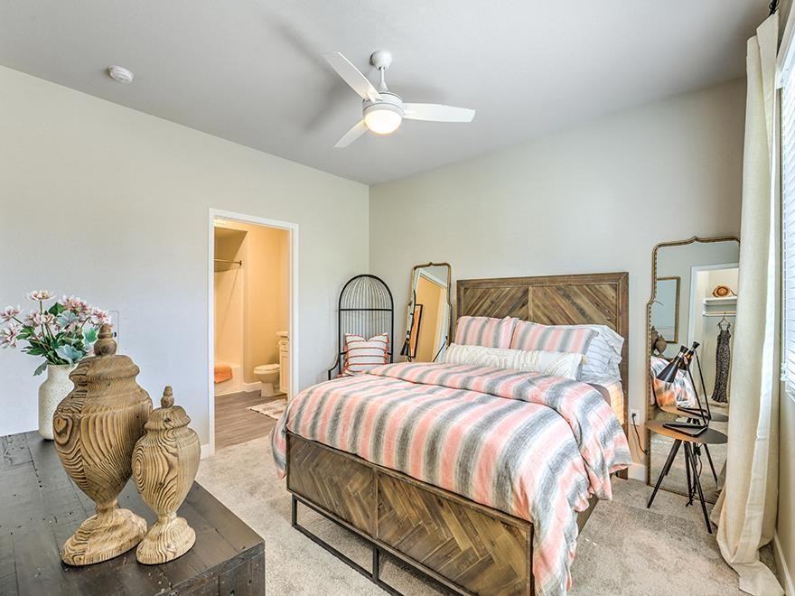 11100 4th St - Photo 2 of 41