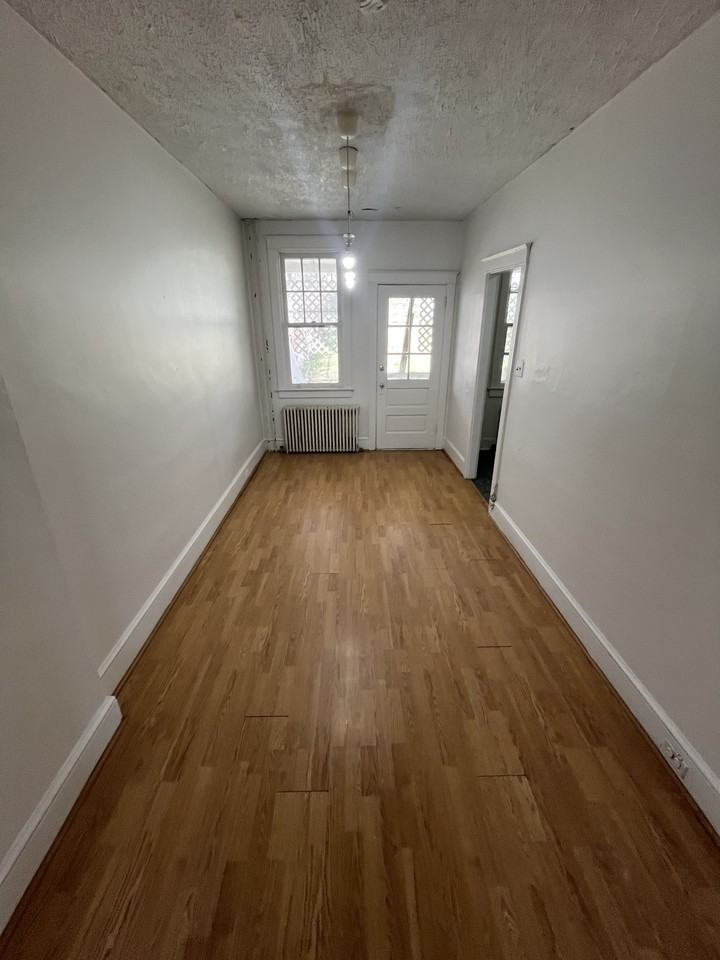 450 New Dorwart St #1 - Photo 5 of 18