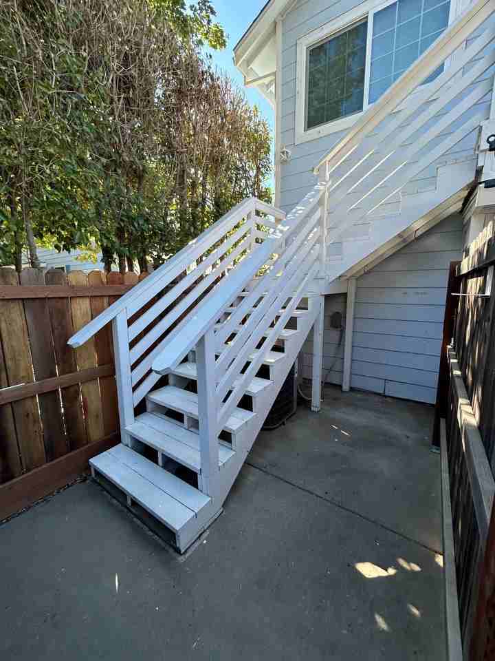 204 Toyon Ln #1 - Photo 2 of 11