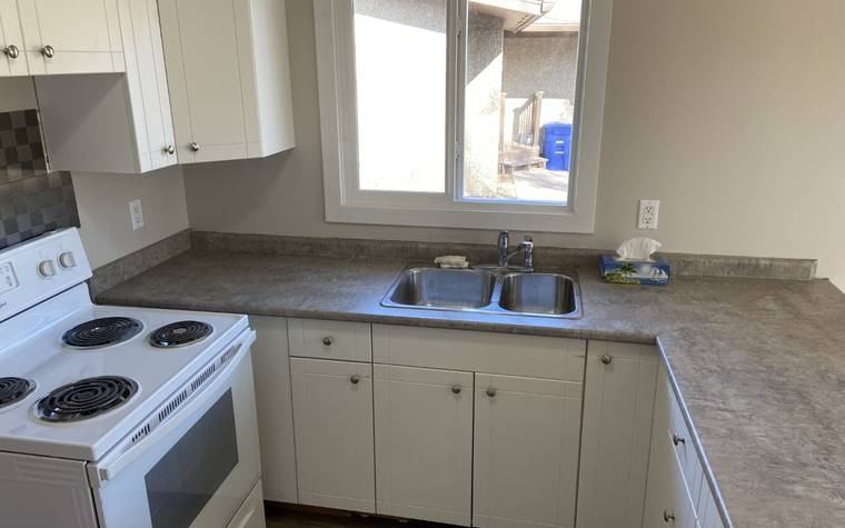 60 Carleton Dr #MAIN - Photo 3 of 10