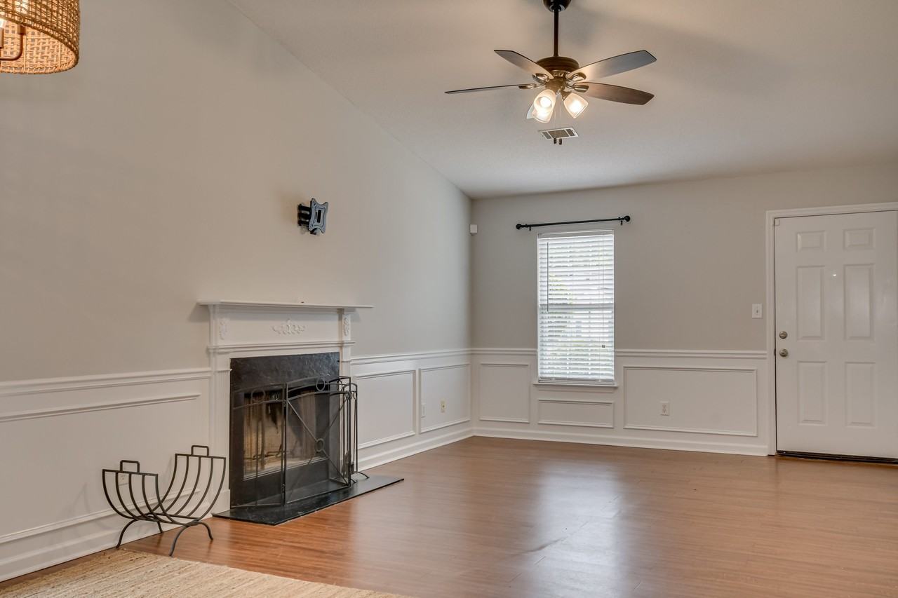 2019 Hopetown Dr #1 - Photo 4 of 23