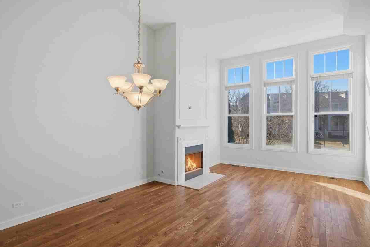 1891 Admiral Court - 79Unit 79 #79 - Photo 2 of 20