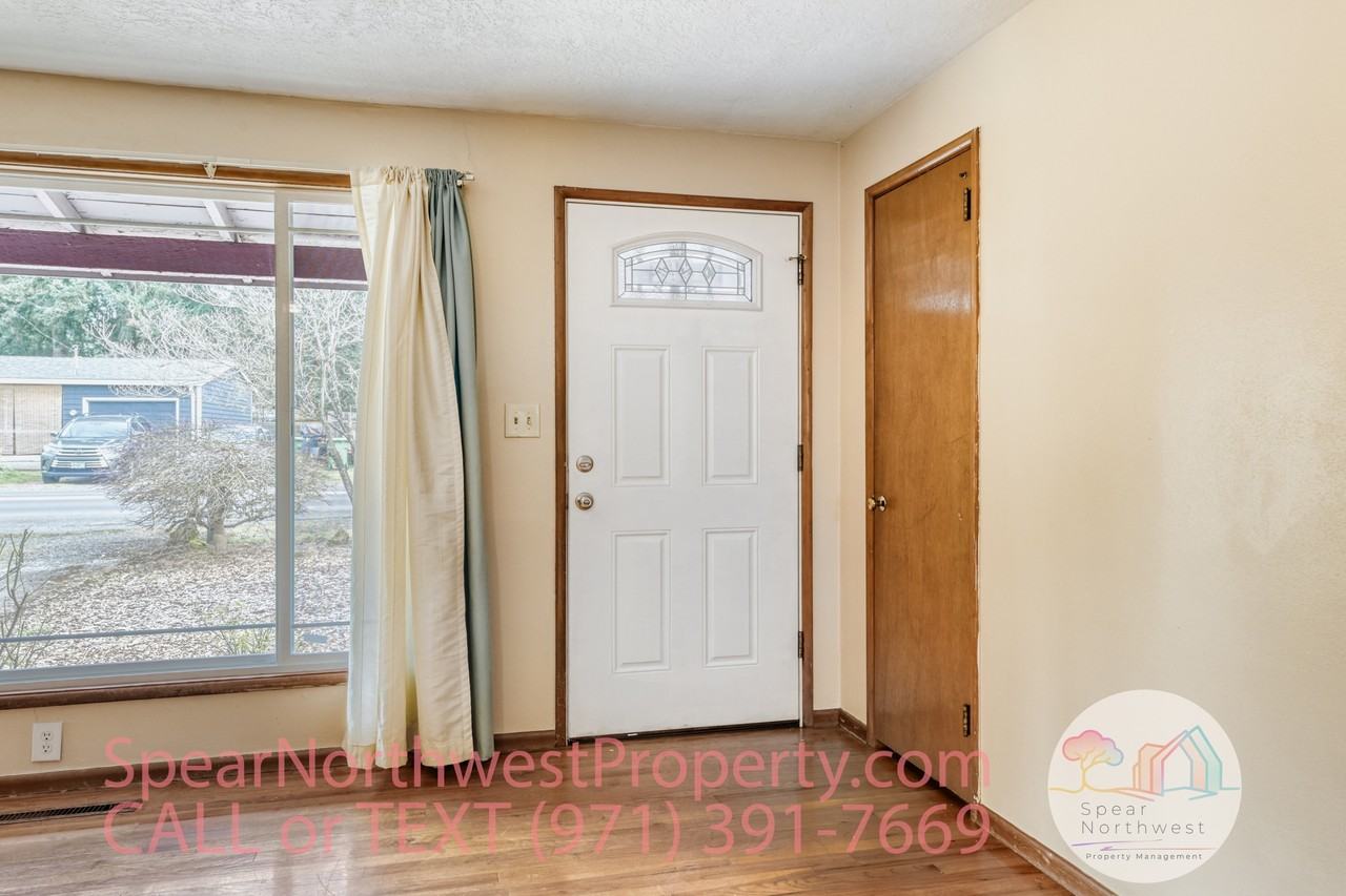 9515 Se Stanley Ave #1 - Photo 4 of 29