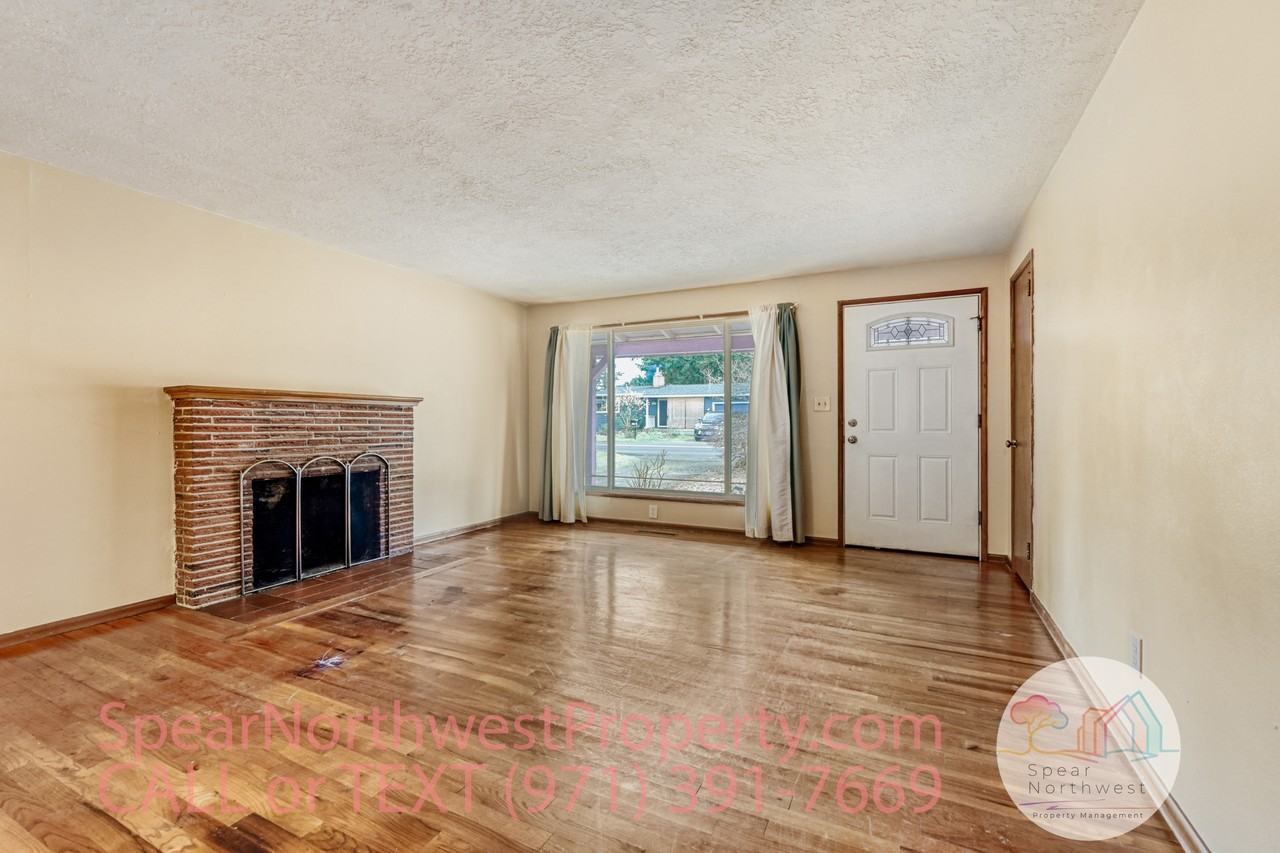 9515 Se Stanley Ave #1 - Photo 7 of 29