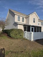 featured image of 1041 Fairway Ln #1