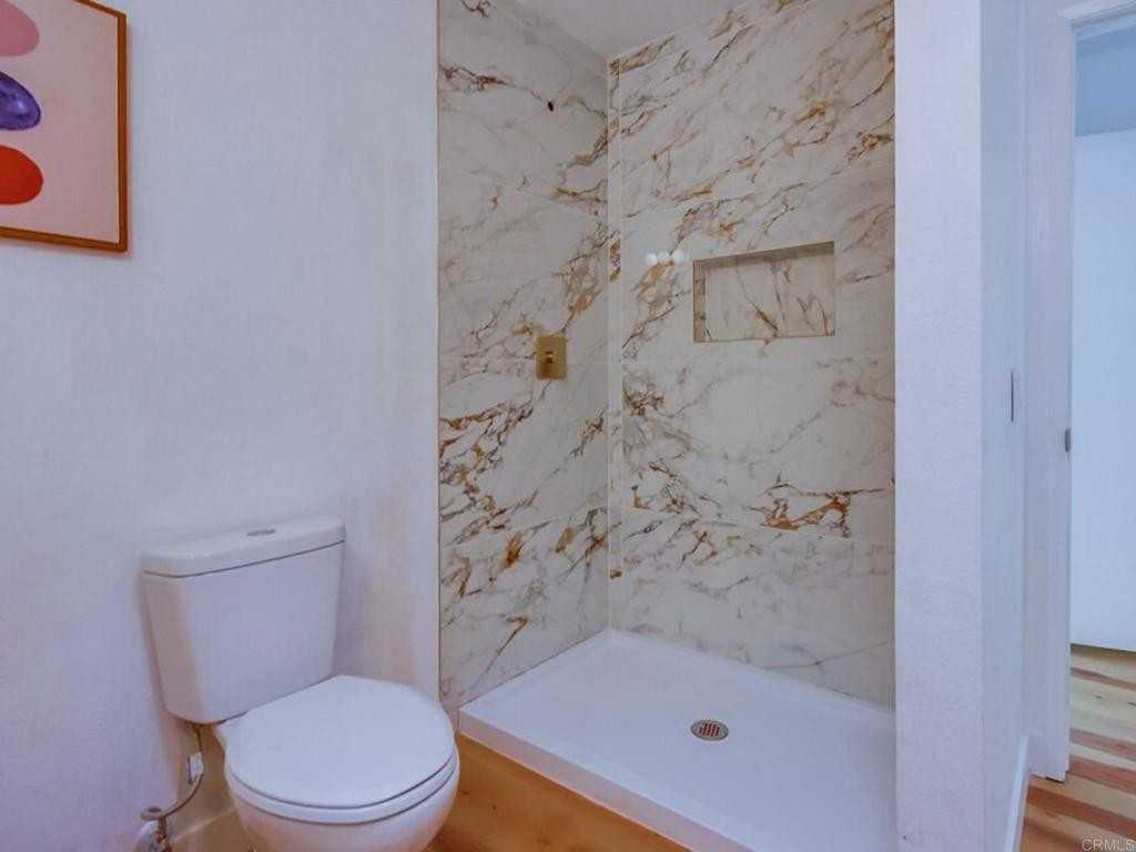 1025 Plover Way #1 - Photo 2 of 14