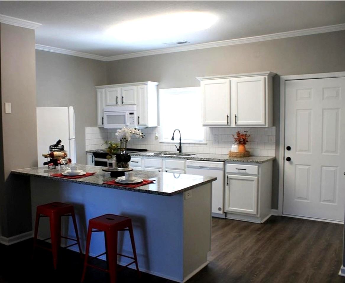 27 Corinth Rd #1 - Photo 2 of 27