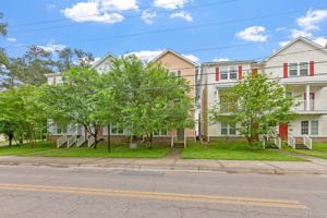 featured image of 1775 Belle Vue Way