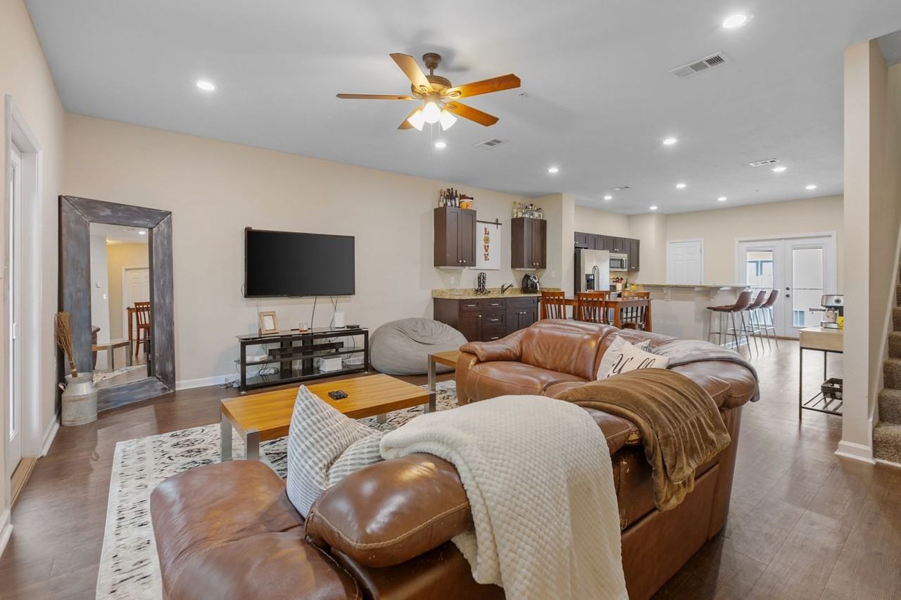 Campus Block - Photo 4 of 21