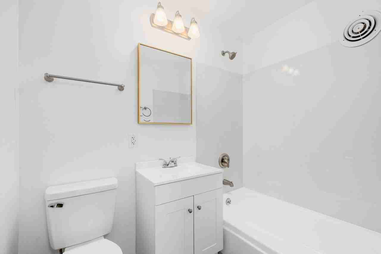 Crestview - Photo 2 of 17