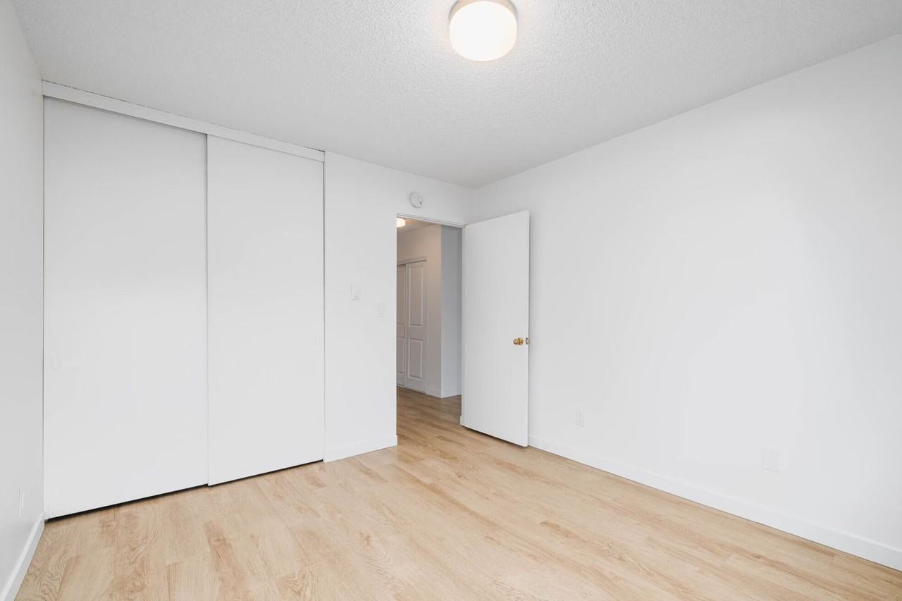 Crestview - Photo 3 of 17