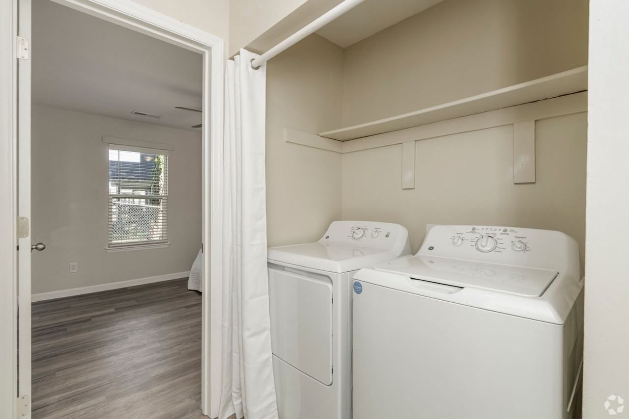 Gastonia Groves Apartments - Photo 7 of 23