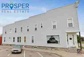 featured image of 1700 Monroe St