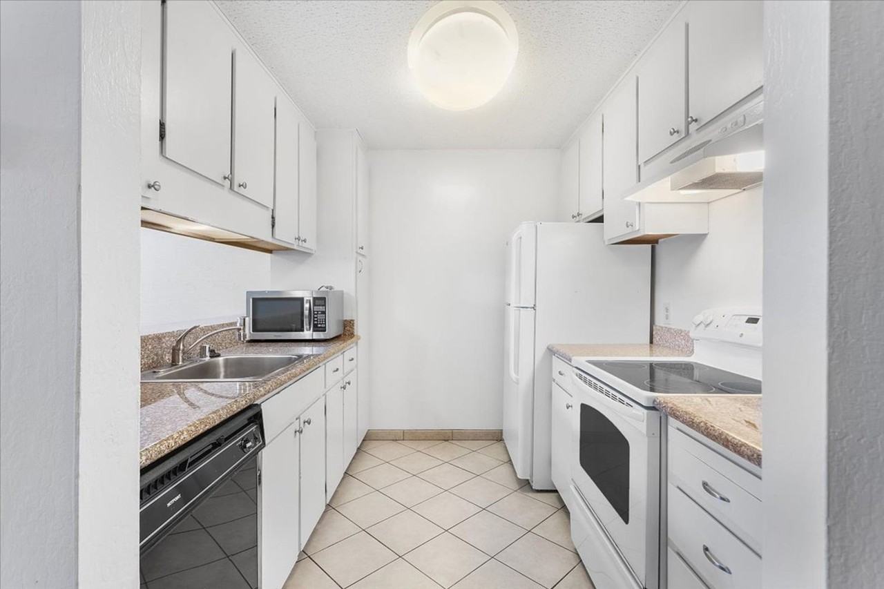 2101 Shoreline Dr #154 - Photo 3 of 46