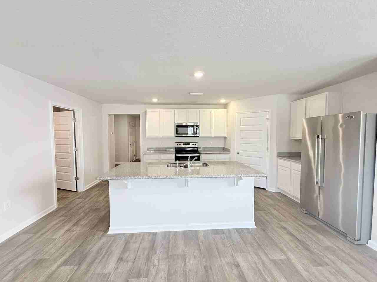 5719 5719 Guinevere Ln-PRO- CLO #CLO - Photo 4 of 14