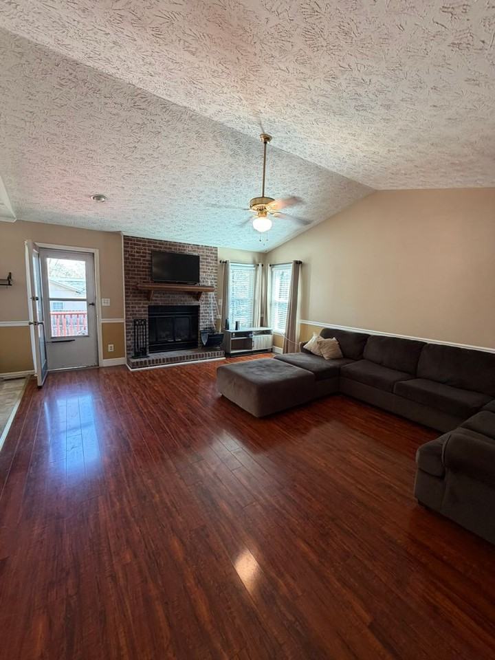 991 Rim Rd - Photo 3 of 19