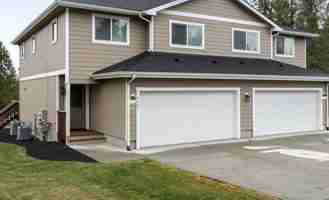 5521 E 14th Ave - Photo 1 of 1