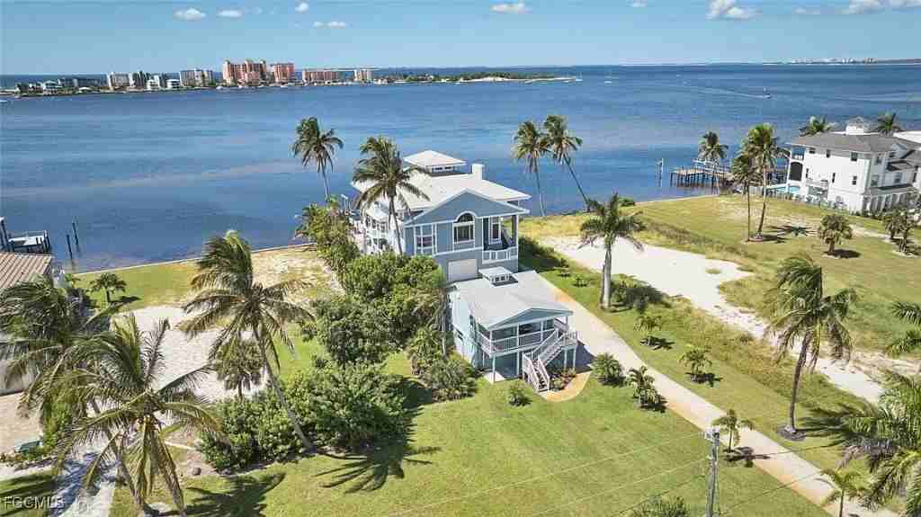 950 San Carlos Dr - Photo 5 of 21