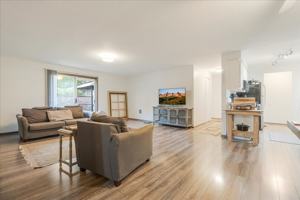 featured image of 1701 Ne 162nd Ave