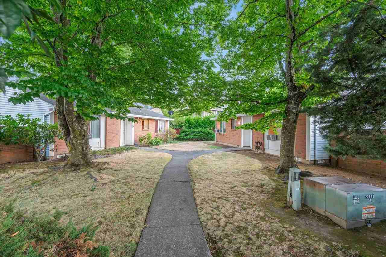 Wellington Heights Estates - Photo 3 of 17