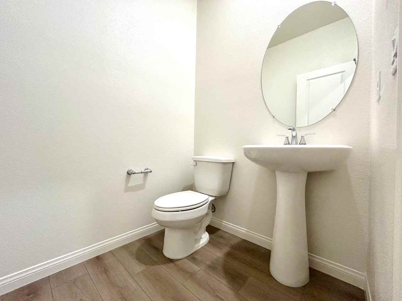 12504 Kings Creek Pl - Photo 6 of 25