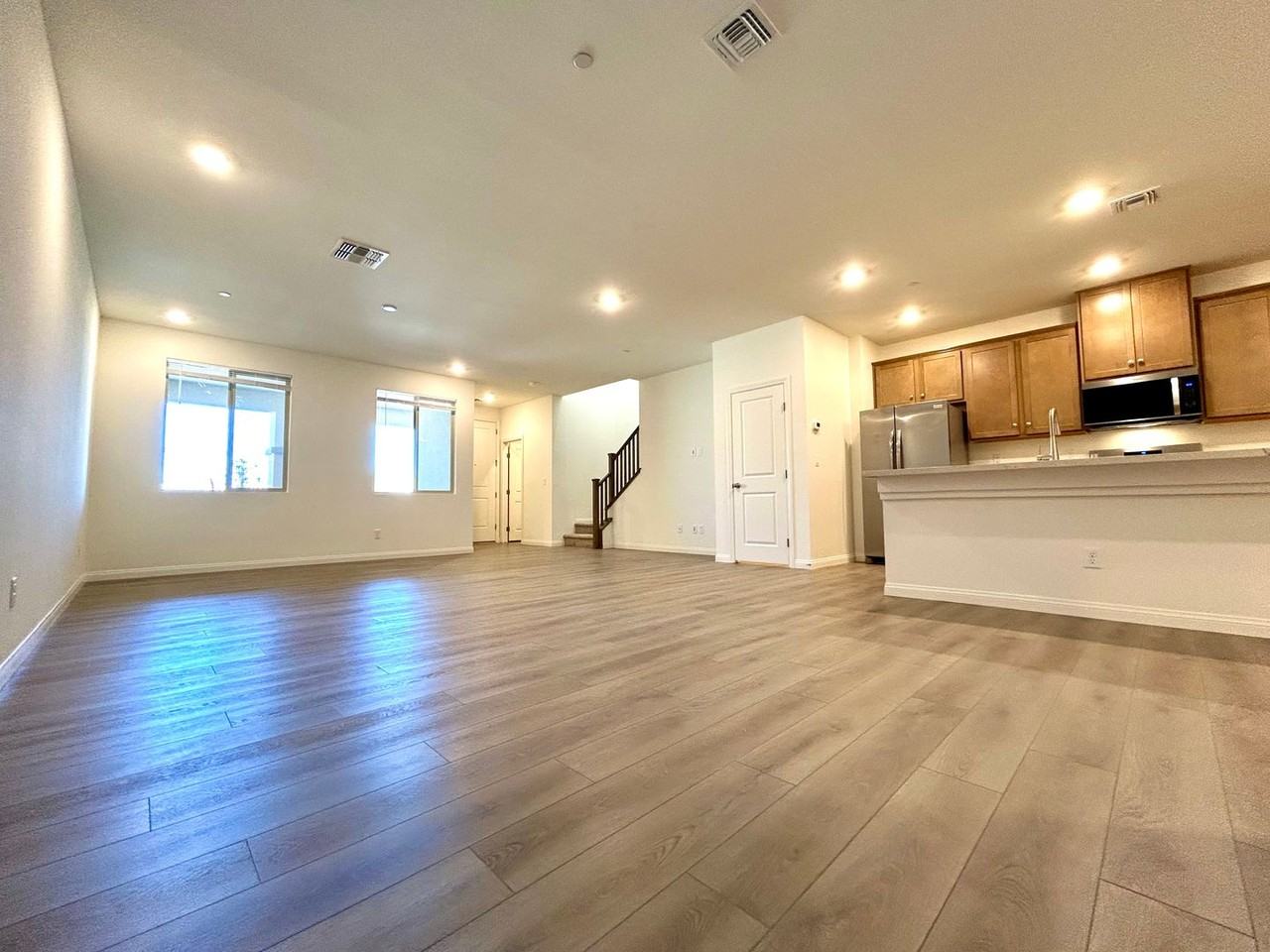 12504 Kings Creek Pl - Photo 7 of 25