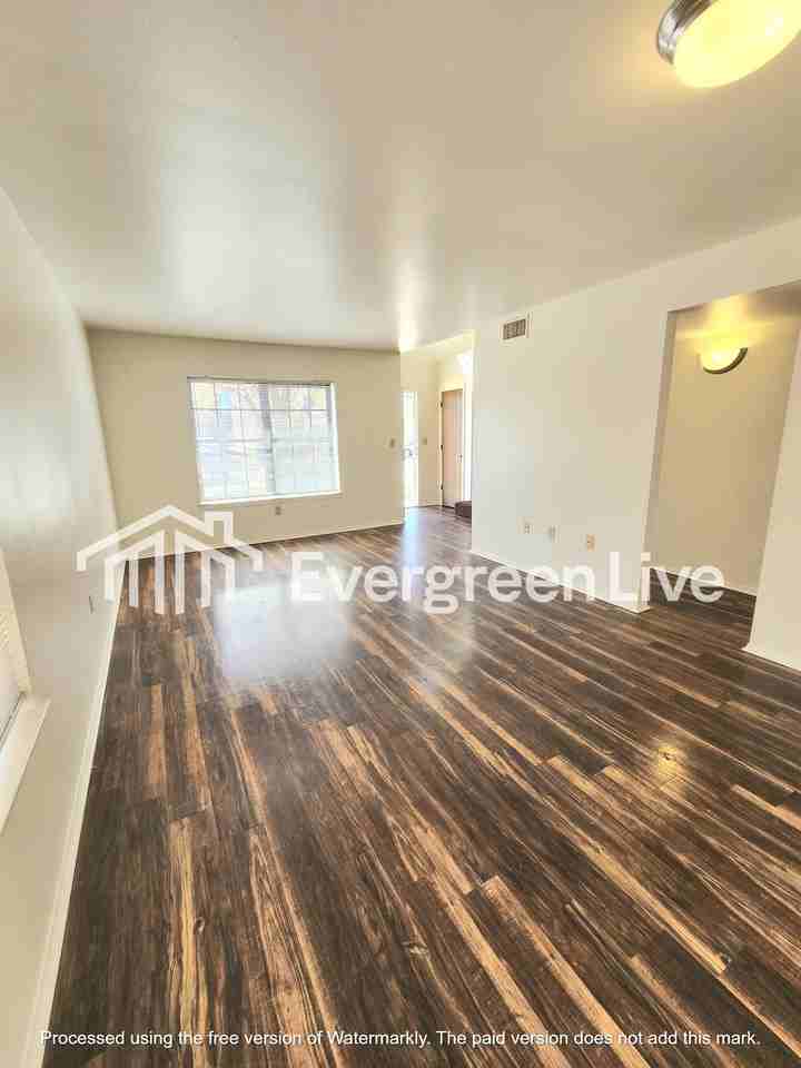 204 Buccaneer Loop - Photo 5 of 21