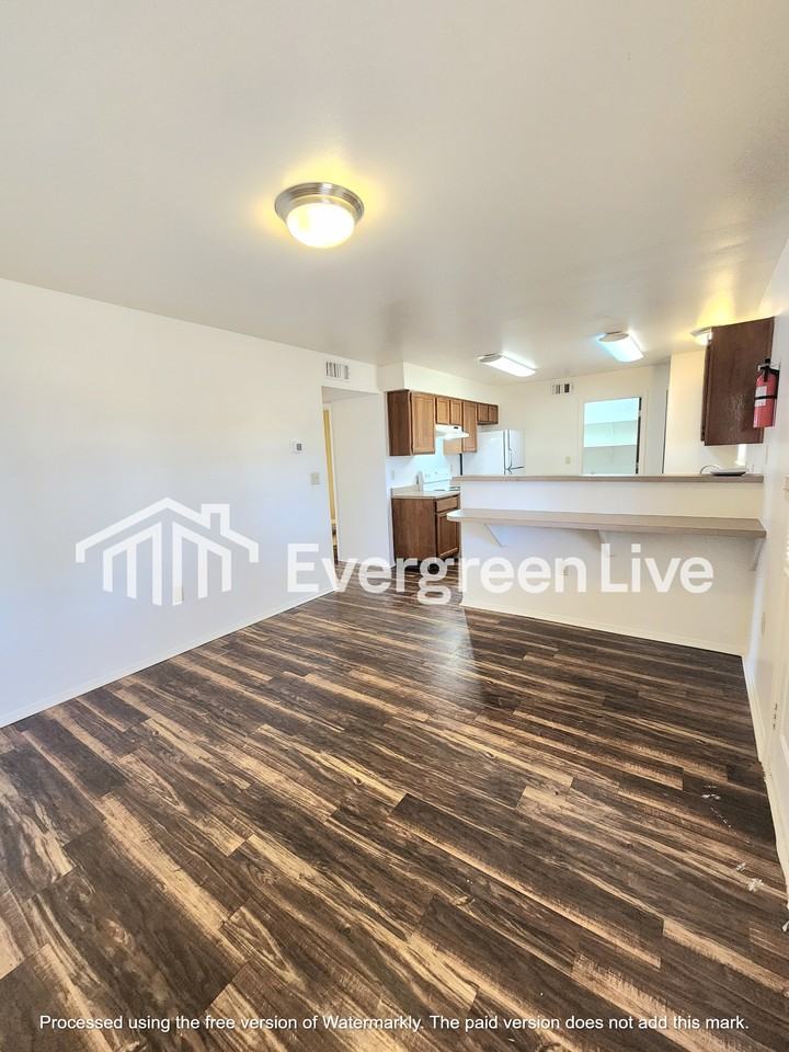 204 Buccaneer Loop - Photo 7 of 21