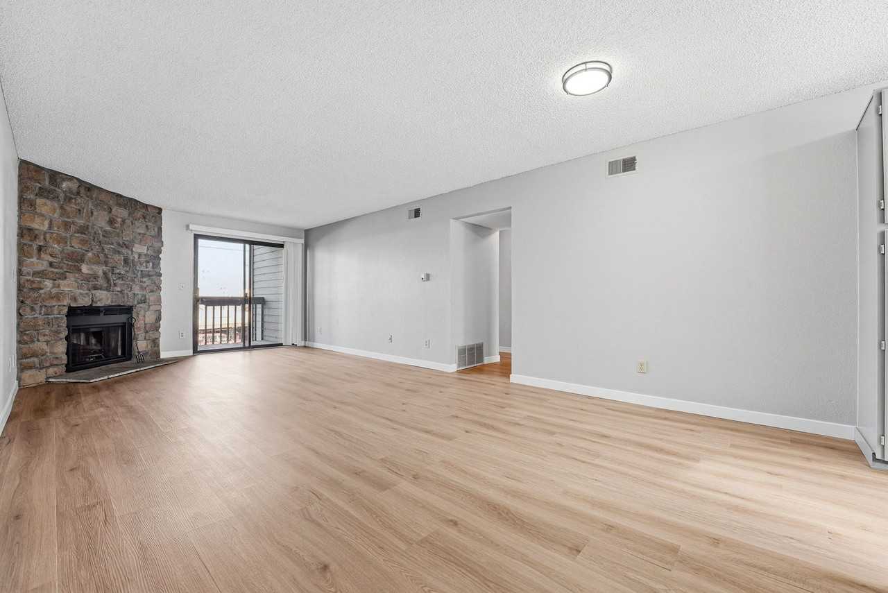 3558 S Depew St - Photo 5 of 25