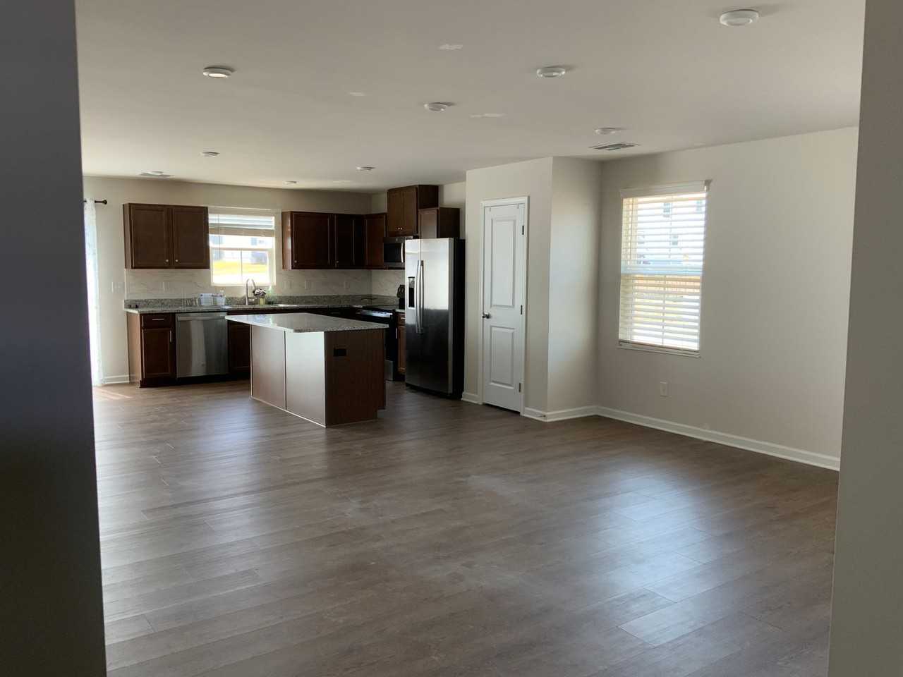 1863 Quail Run Way - Photo 2 of 18