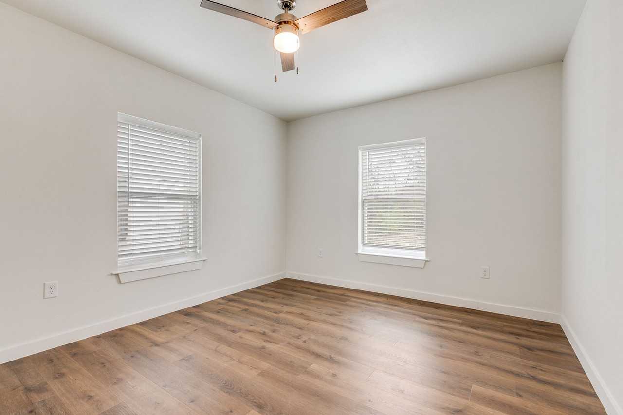 918 Mcilvaine - Photo 5 of 10