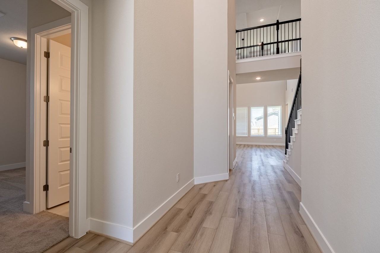 17320 Graces Path - Photo 5 of 34