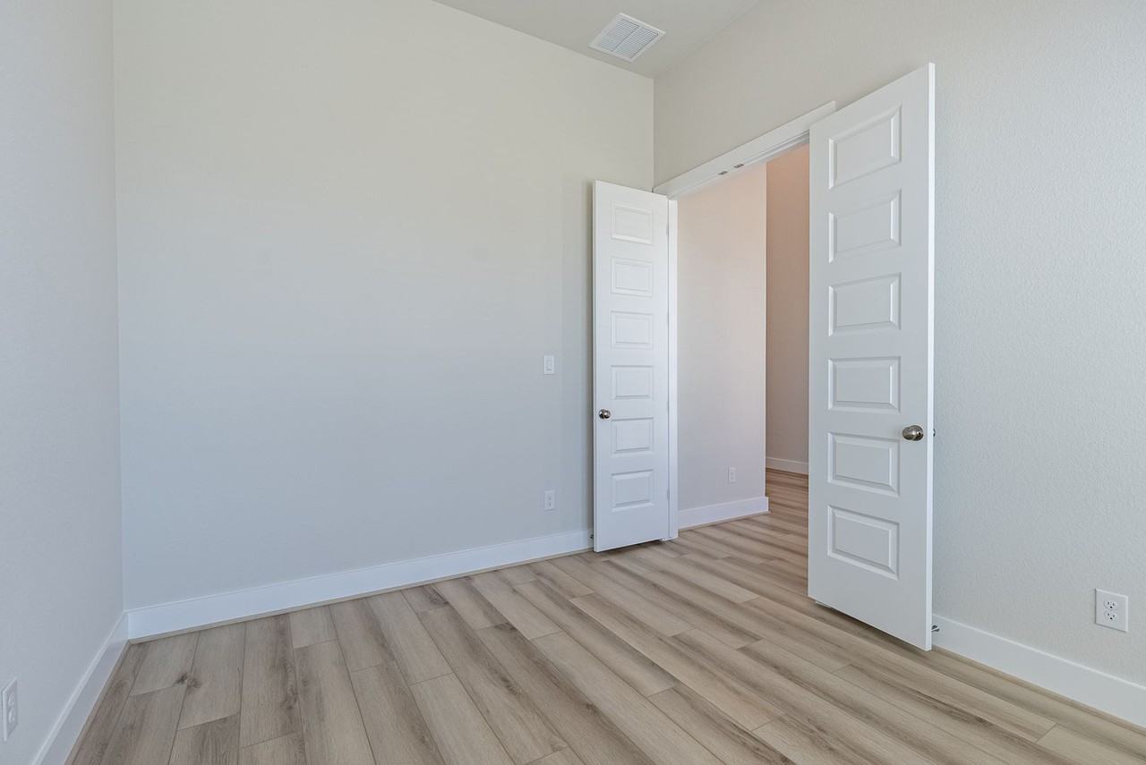 17320 Graces Path - Photo 7 of 34