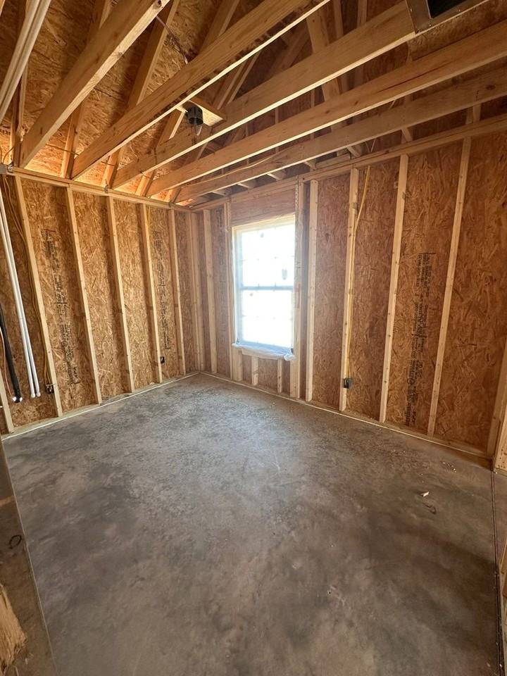 1530 Hallway Dr - Photo 7 of 11