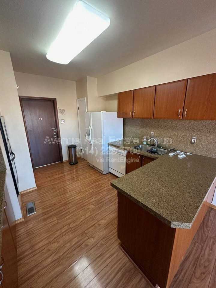 10361 Corbeil Dr #D - Photo 2 of 10