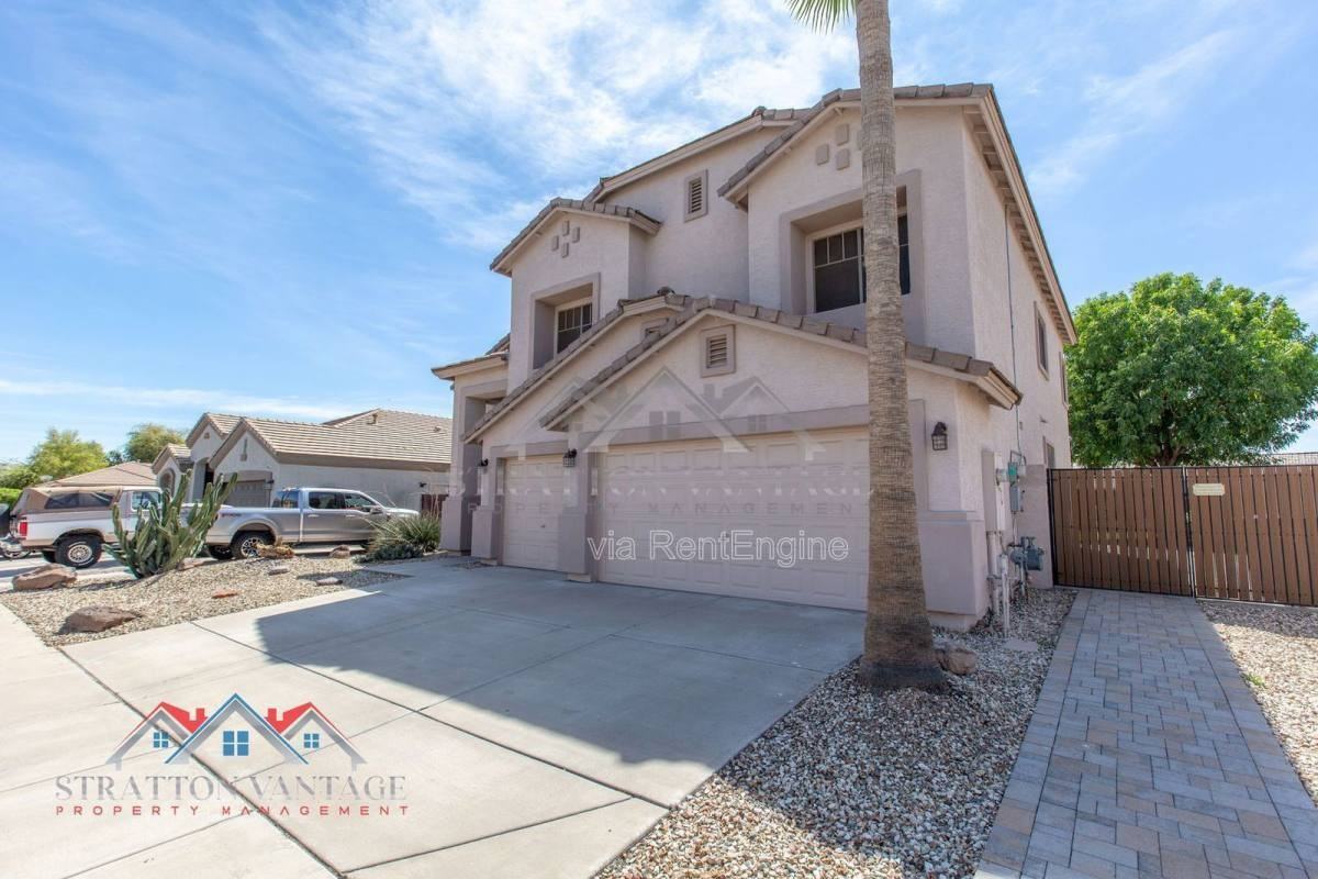 14099 W Riviera Dr - Photo 3 of 10