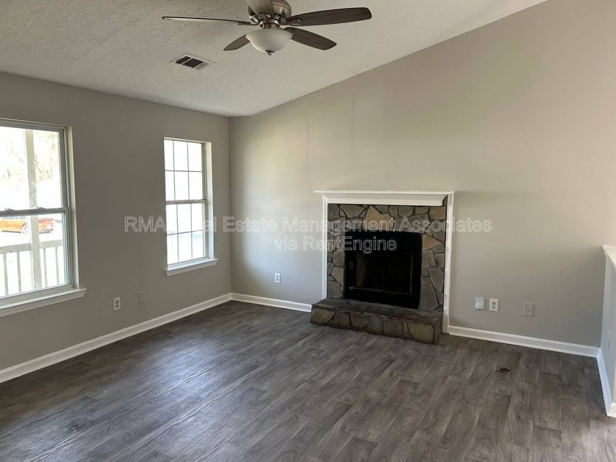 118 Tuscany Ln - Photo 3 of 8